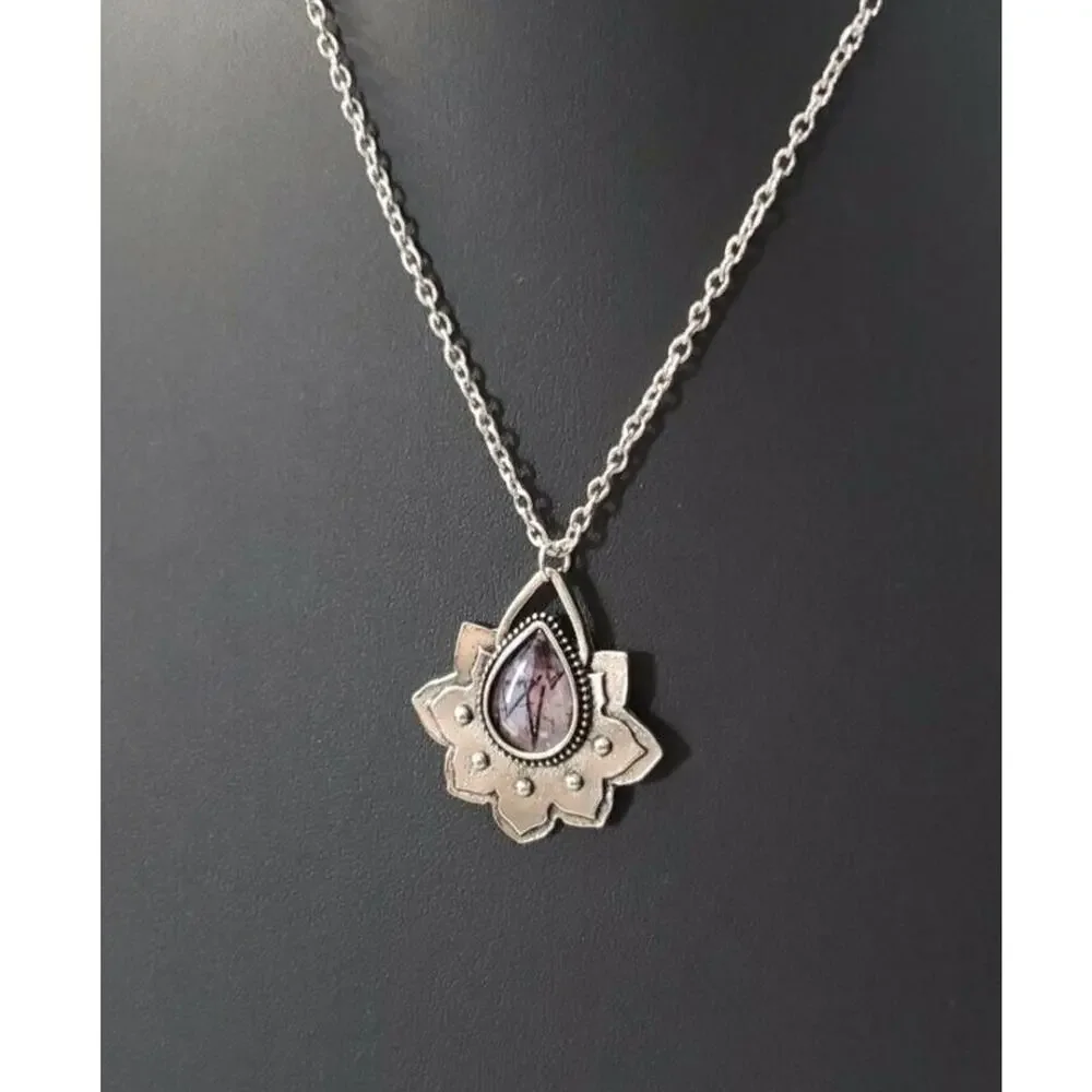 Beautiful Necklace Silver Tone with Purple/Blue Center - New